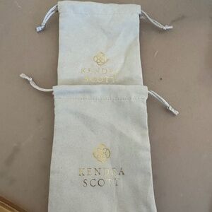 Kendra Scott Jewlery Bag